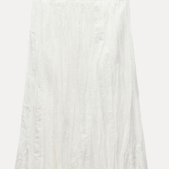 ZARA White Embroidered Maxi Skirt. made in India. - Picture 5 of 12
